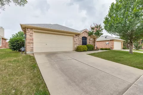 4860 Ambrosia Dr, Fort Worth, TX 76244