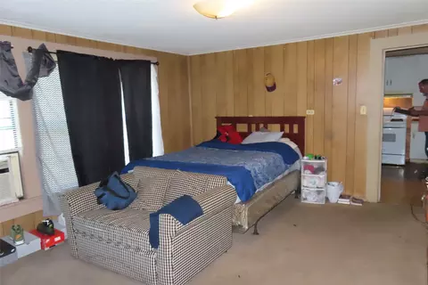 Bedroom - 206 11th St NE, Springhill, LA 71075 photo 2 of 4