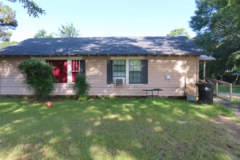 206 11th St NE, Springhill, LA 71075