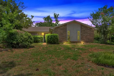 6304 Kingston Dr, Colleyville, TX 76034