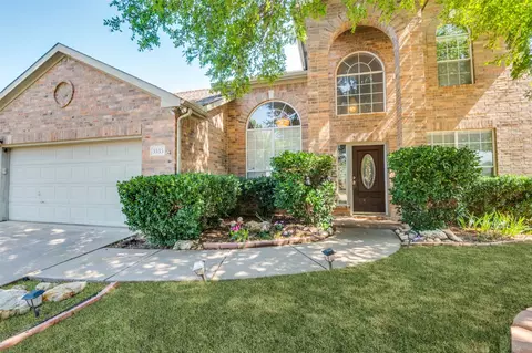 5533 Haun Dr, Fort Worth, TX 76137