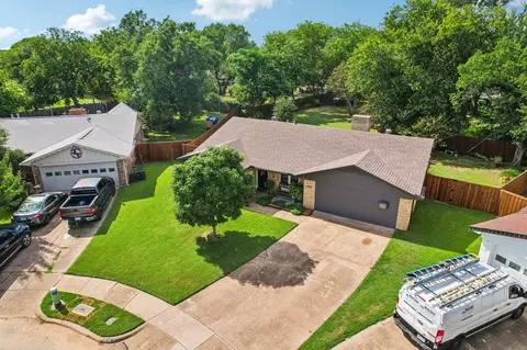 3036 Jan Ct, Irving, TX 75060