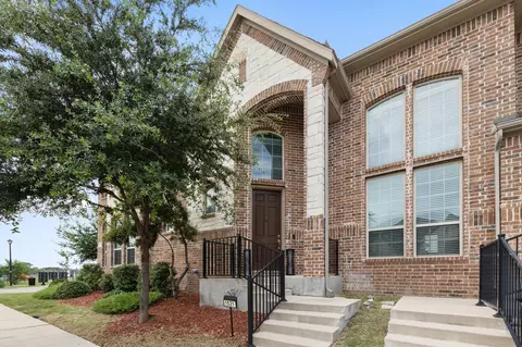 1521 Joy Dr, Carrollton, TX 75007