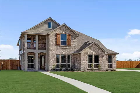 590 Crystal Lake Ln, Red Oak, TX 75154