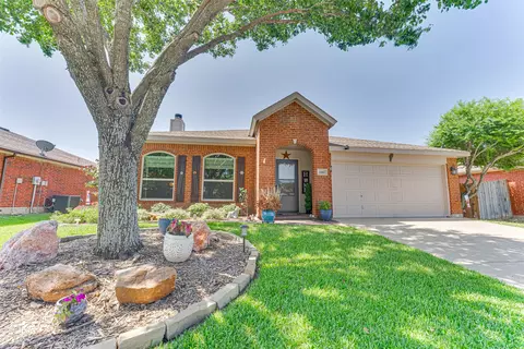 3410 Newgate St, Midlothian, TX 76065