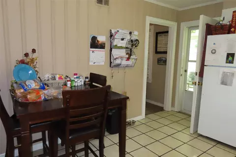Dining - 407 8th St SE, Springhill, LA 71075 photo 1 of 1