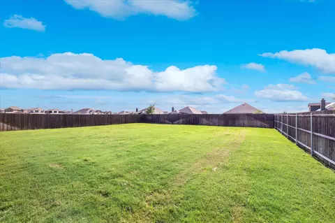 108 Dorothy Ct, Pilot Point, TX 76258 photo 24