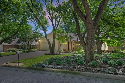 2209 Shady View Ct, Arlington, TX 76013