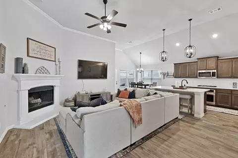7629 Bellingham Rd, Fort Worth, TX 76179