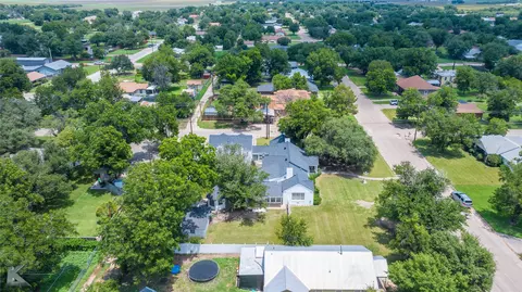 View/Area - 907 N Avenue G, Haskell, TX 79521 photo 6 of 8