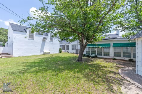 Exterior - 907 N Avenue G, Haskell, TX 79521 photo 5 of 5