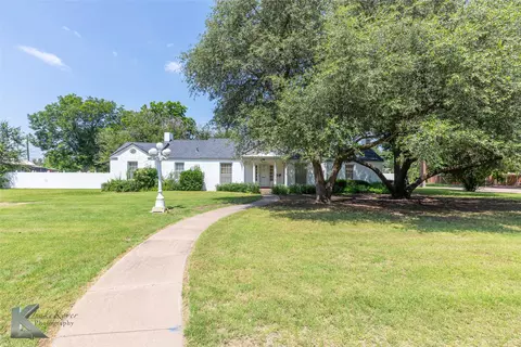 Other - 907 N Avenue G, Haskell, TX 79521 photo 1 of 8