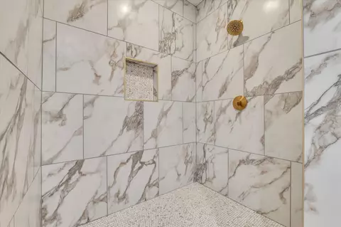 Bath - 36 Carriage Sq, Waco, TX 76708 photo 5 of 7