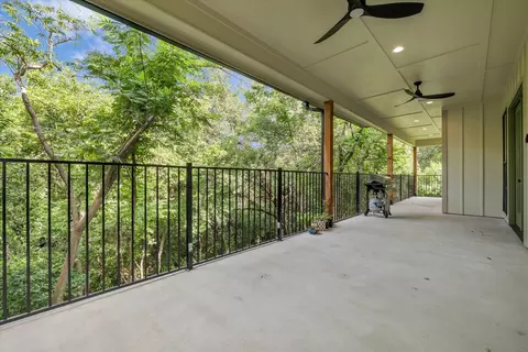 Exterior - 36 Carriage Sq, Waco, TX 76708 photo 4 of 7