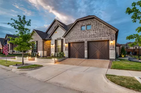 4811 Kings Garden Pkwy, Arlington, TX 76005
