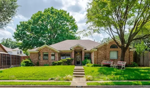 800 Fawn Valley Dr, Allen, TX 75002