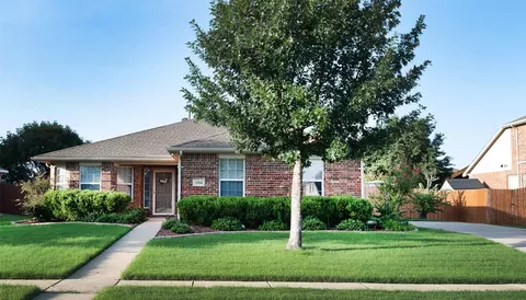 2304 Belmont Park Dr, Denton, TX 76210