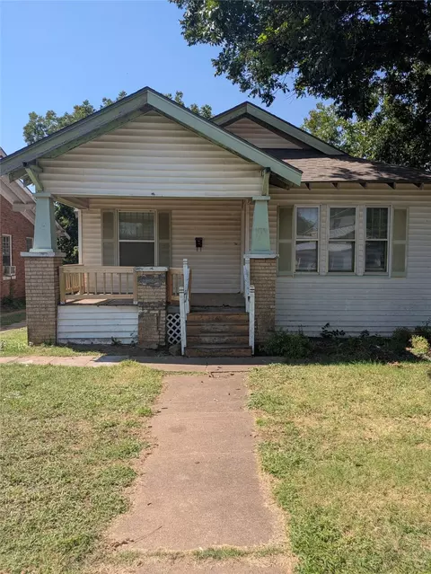 1805 11th St, Wichita Falls, TX 76301