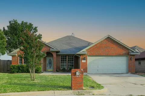 3616 Sutter Ct, Fort Worth, TX 76137
