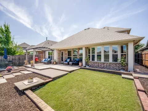 9713 Athens Dr, Argyle, TX 76226