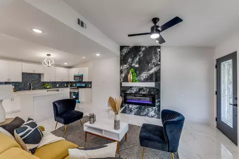 621 Seneca Dr, Garland, TX 75040