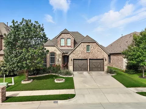 585 Mountcastle Dr, Rockwall, TX 75087