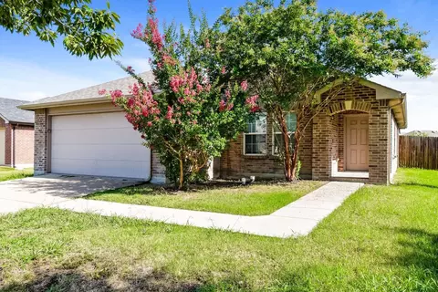 411 Silver Leaf Dr, Royse City, TX 75189