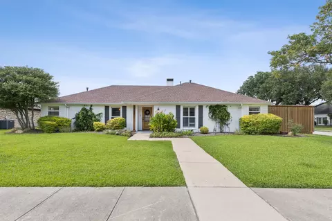 1119 Rainbow Dr, Richardson, TX 75081