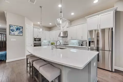 6514 Trafalgar Dr, Rowlett, TX 75089