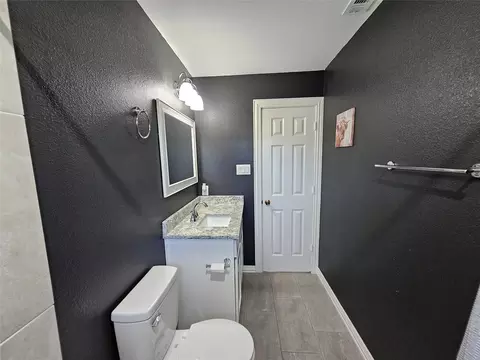 1020 S Tool Dr, Tool, TX 75143 photo 9