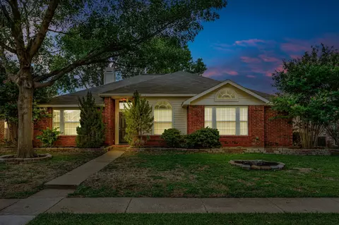 7021 Longo Dr, The Colony, TX 75056