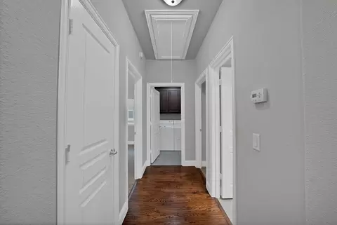 Entry Way - 910 Greenhurst, Euless, TX 76039 photo 7 of 7