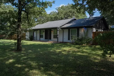 2005 Burleson Retta Rd, Burleson, TX 76028