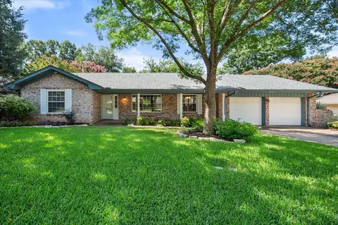 1706 Marshalldale Dr, Arlington, TX 76013