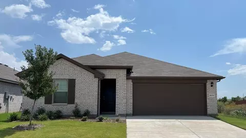 8213 Beltmill Pkwy, Fort Worth, TX 76131