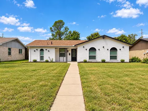 809 Longbeach Dr, Garland, TX 75043