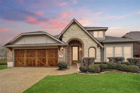 704 Marietta Ln, Aubrey, TX 76227