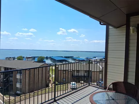 352 Henry M Chandler Dr, Rockwall, TX 75032