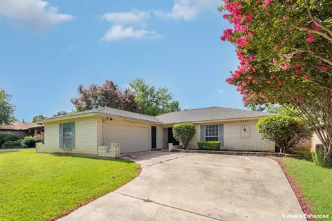 5706 Ridge Dr, Arlington, TX 76016