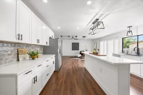 2922 Furneaux Ln, Carrollton, TX 75007