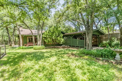 2043 Breezywood Dr, Flower Mound, TX 75022