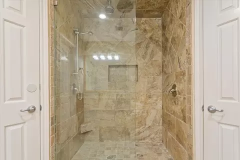 Bath - 1215 Radisson Dr, Hewitt, TX 76643 photo 4 of 5