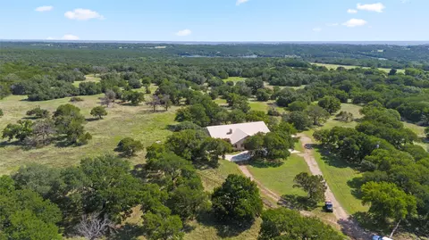 9408 State Highway 22, Meridian, TX 76665
