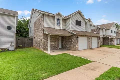 4010 Southern Charm Ct, Arlington, TX 76016