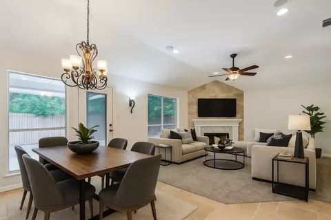 4215 Crossgate Ct, Arlington, TX 76016