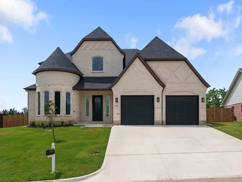 4318 Peachtree Ln, Denison, TX 75020