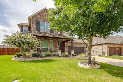 4501 Periwinkle Dr, Mansfield, TX 76063