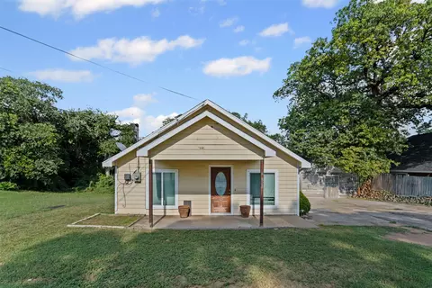 828 Springer Ave, Fort Worth, TX 76114