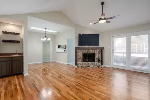 5200 Martel Ave #37C, Dallas, TX 75206