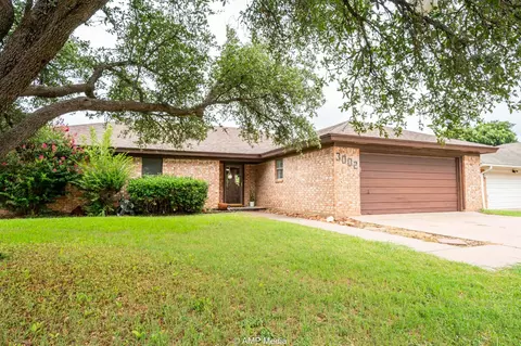 3002 Red Oak Cir, Abilene, TX 79606
